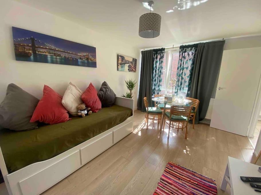 Apt 2/4People Archway/Holloway Londýn Exteriér fotografie